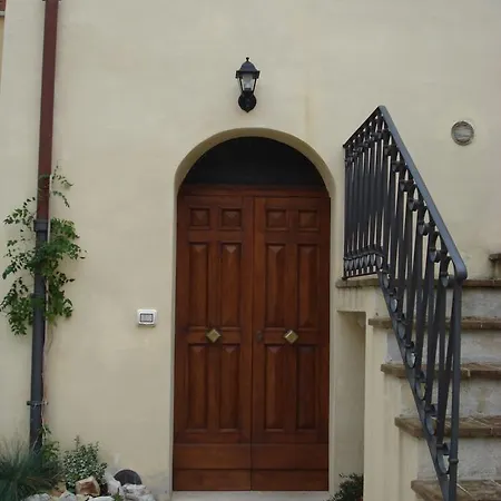 La Piazzetta Di * Pascelupo
