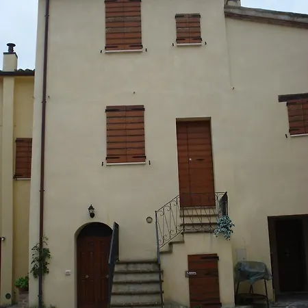 Bed & Breakfast La Piazzetta Di *