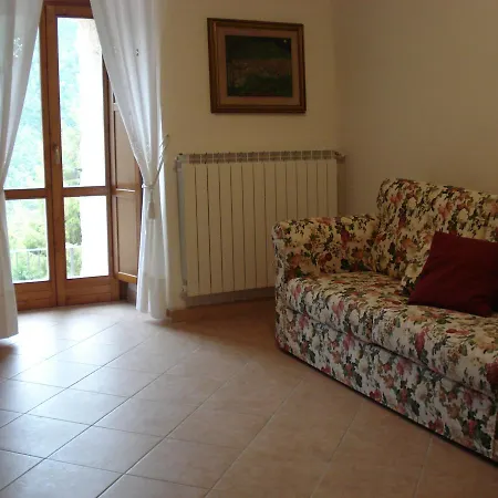 La Piazzetta Di Pascelupo