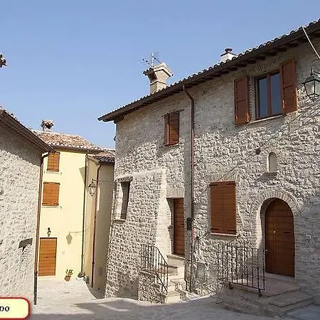 La Piazzetta Di * Pascelupo