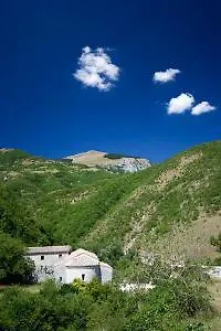 Bed & Breakfast La Piazzetta Di Pascelupo
