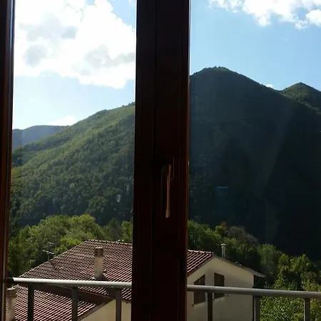 Bed & Breakfast La Piazzetta Di Pascelupo