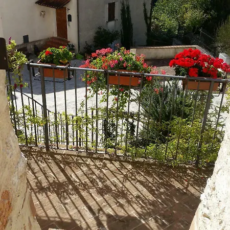 La Piazzetta Di Bed & Breakfast Pascelupo